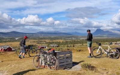 Guiding the Dream Combination – Gravel Biking the Mjølkevegen and Rallarvegen